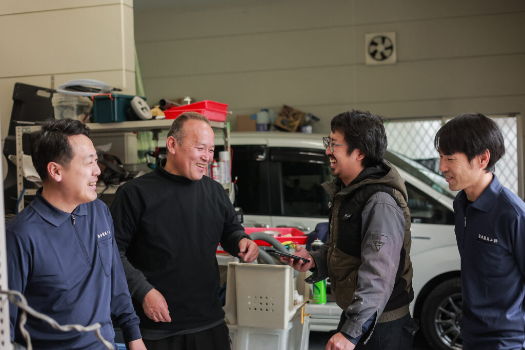 スタッフが施工プランを丁寧にご説明